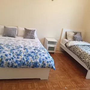 2* Hotel Avenue