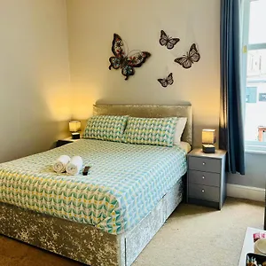 Le Papillon Guest house Blackpool