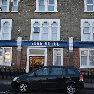 2* Hotel York